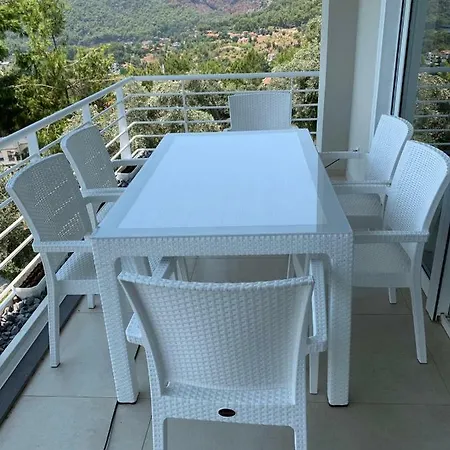 Premium & Brand New In Gocek, C4 بيت للعطل